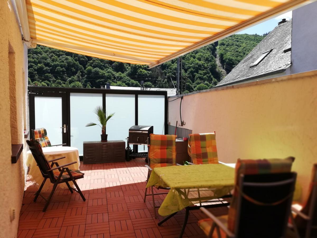 Haus Zur Traube Apartment Klotten Exterior photo